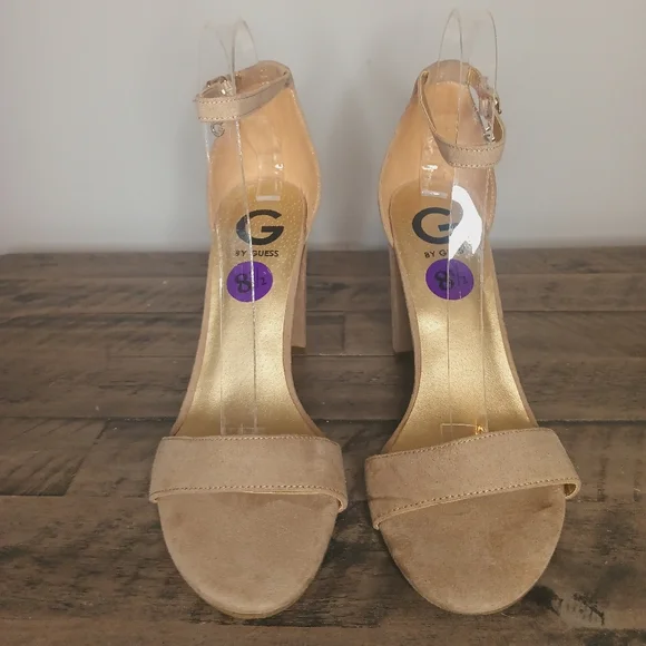 GUESS Women's Tan Block Heel Sandals NWOT/B - Picture 2 of 5